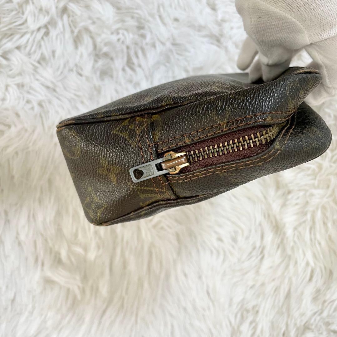 廃版品✨ルイ・ヴィトントゥルーストワレット　化粧ポーチ　モノグラム