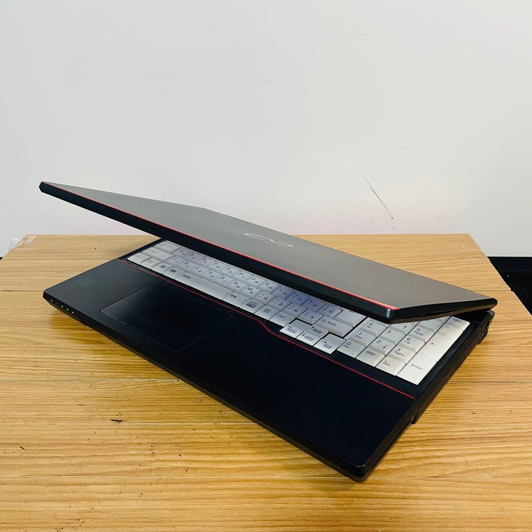 すぐに使える設定済み富士通メモリ8ギガWin11 ノートオフィスDVD