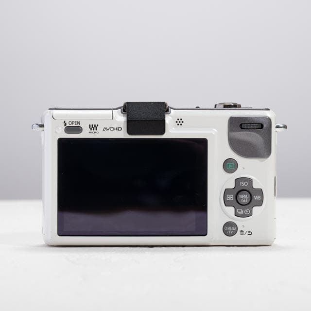 【写ルンです感覚のコンデジ】LUMIX DMC-GF2 32mm スマホ転送OK