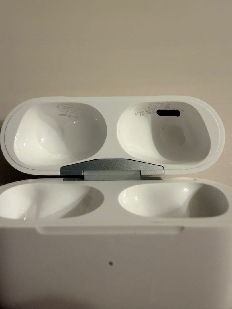 【正規品】AirPods Pro第二世代（Lightning）