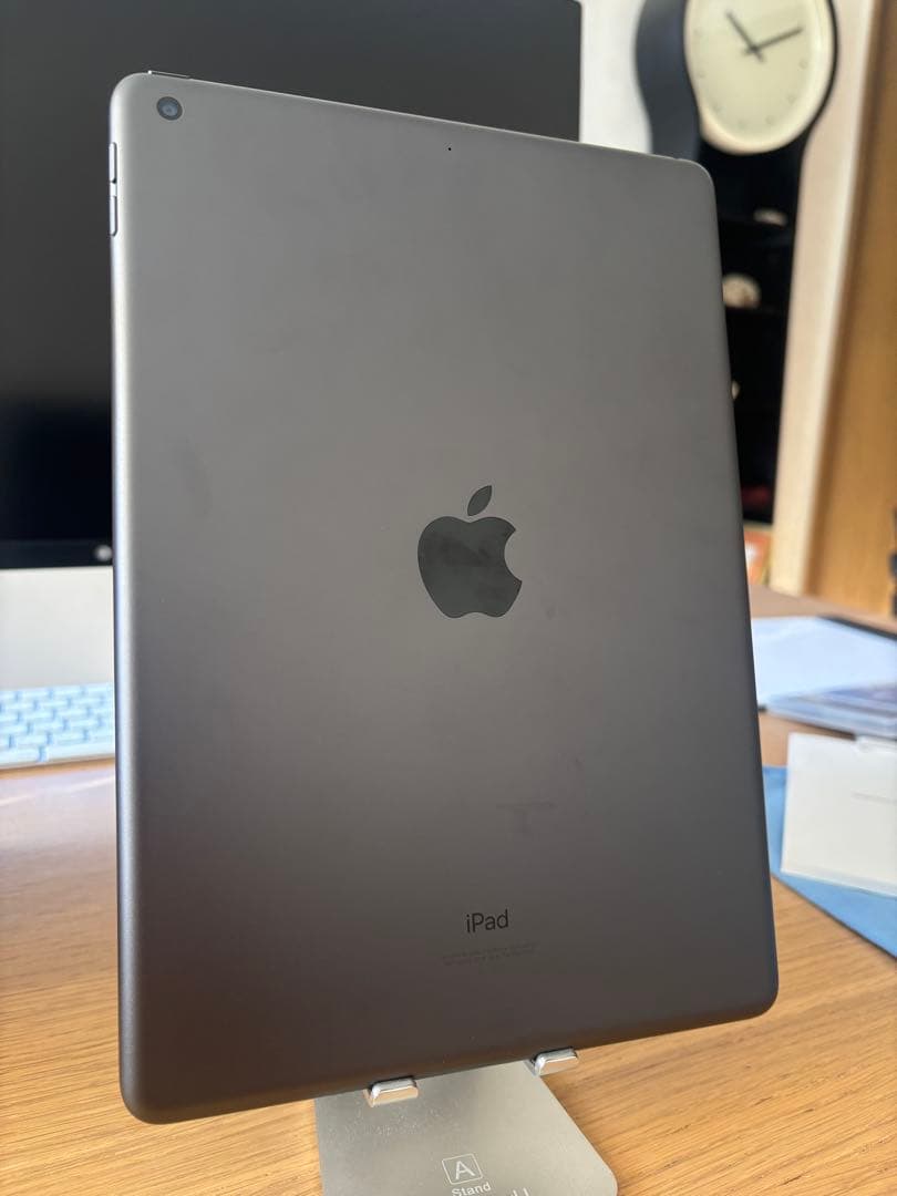 Apple iPad (第8世代) 128GB wifiモデル