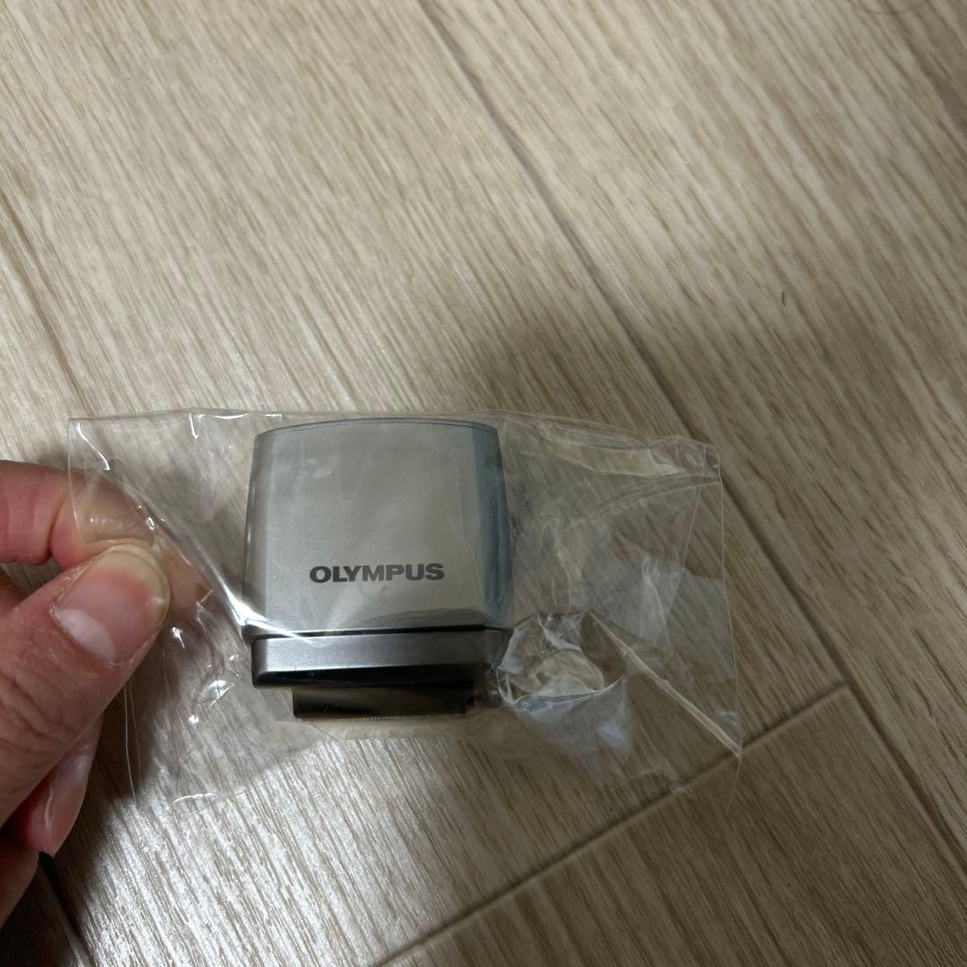 OLYMPUS E-PL8 ミラーレスカメラ レンズ付き14-42mm