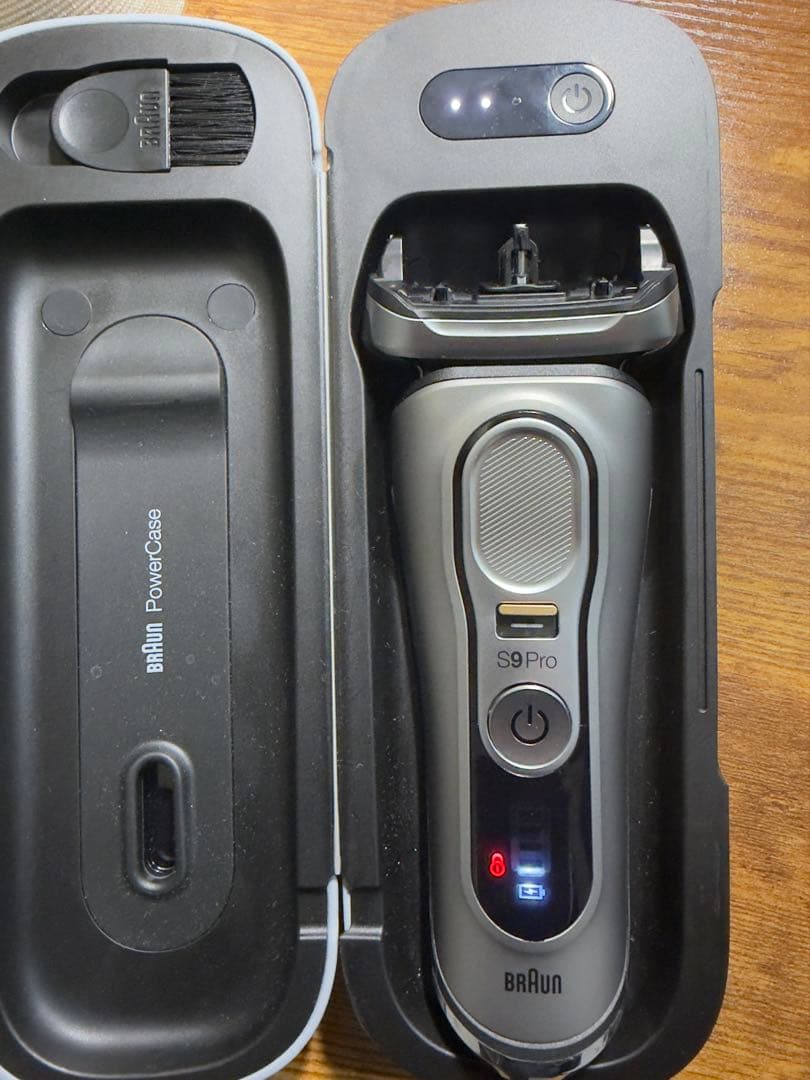 BRAUN シリーズ9 Pro メンズ電気シェーバー