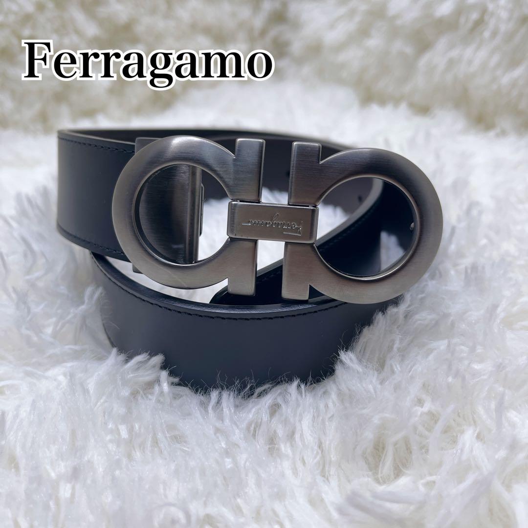 【未使用級】フェラガモ ベルト ダブルガンチーニ レザー　ブラック　メタリック