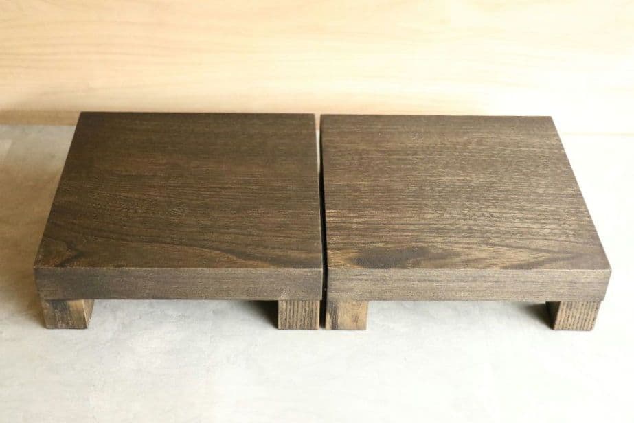 スピーカースタンド一対　タモ無垢材