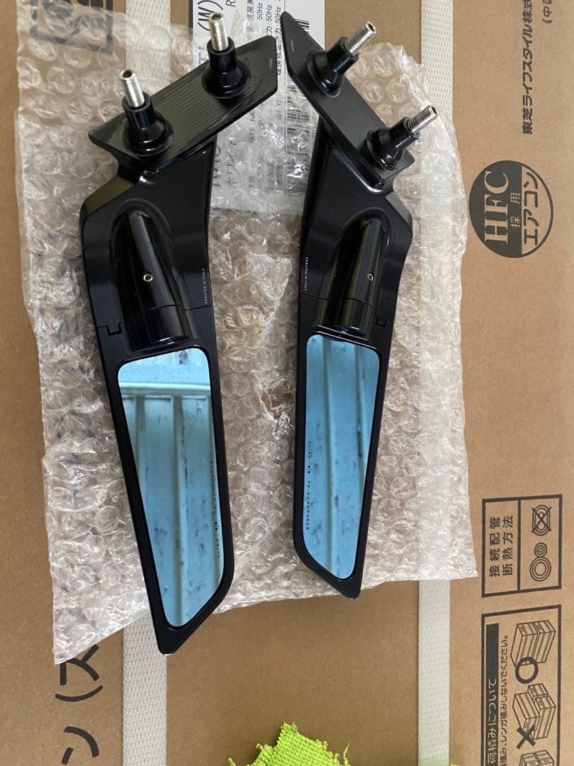 リゾマステルスミラーs1000rr