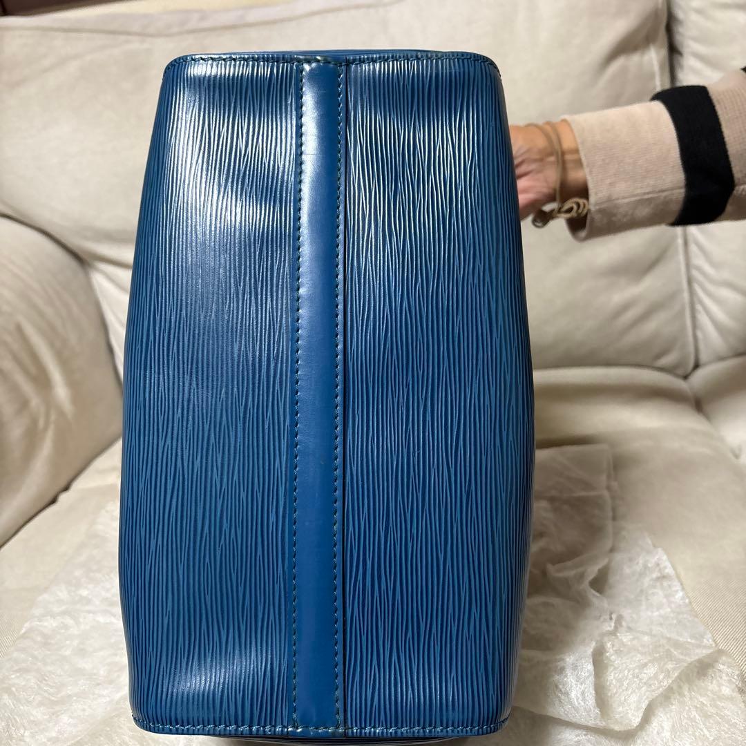 Louis Vuitton エピレザー ボストンバッグ 青