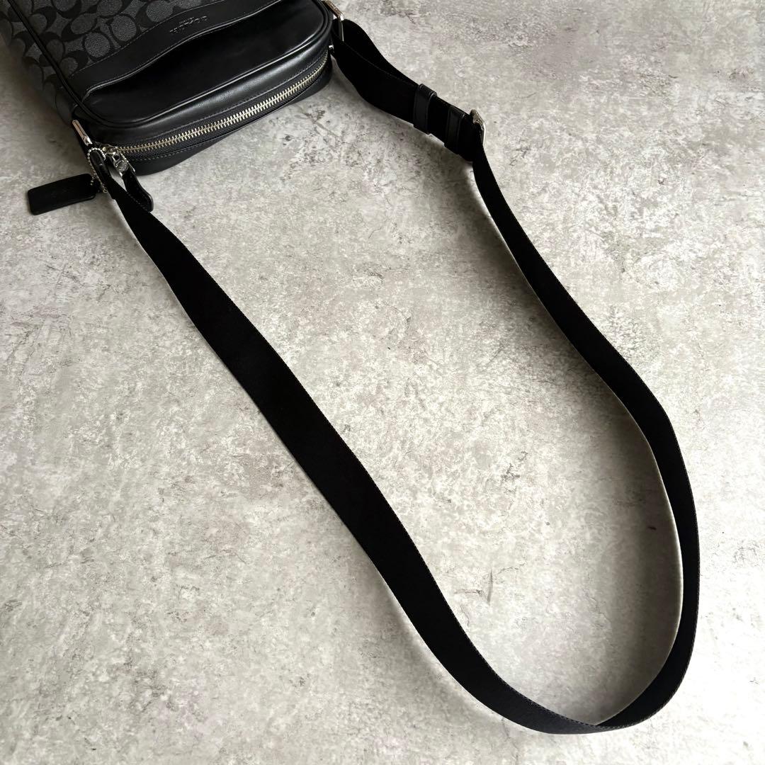 【jun様】COACH シグネチャー フライトバッグ サコッシュショルダーバッグ