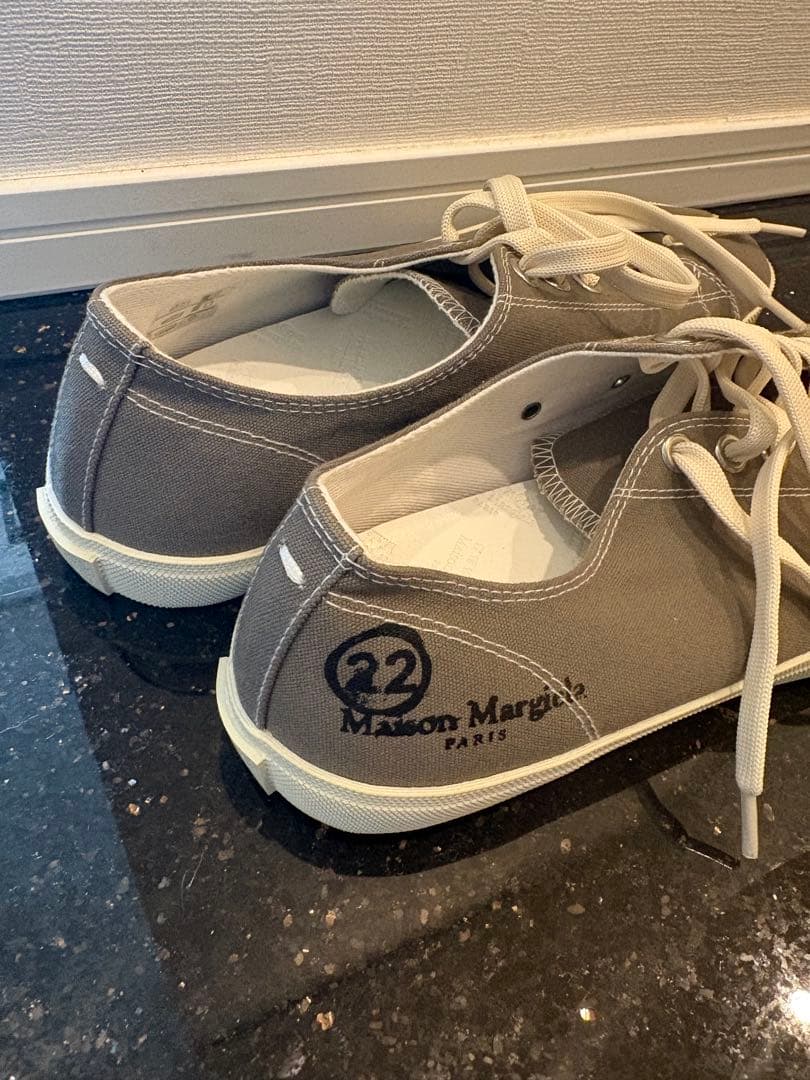 【新品未使用】Maison Margiela タビスニーカー グレー