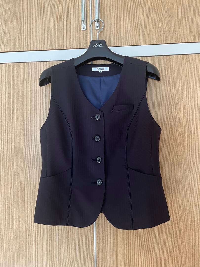 レディーススリーピース（キュロット）スーツ