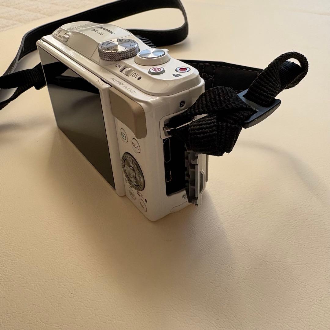 【ジャンク】パナソニック チルト液晶 wifiモデル デジカメ LUMIX