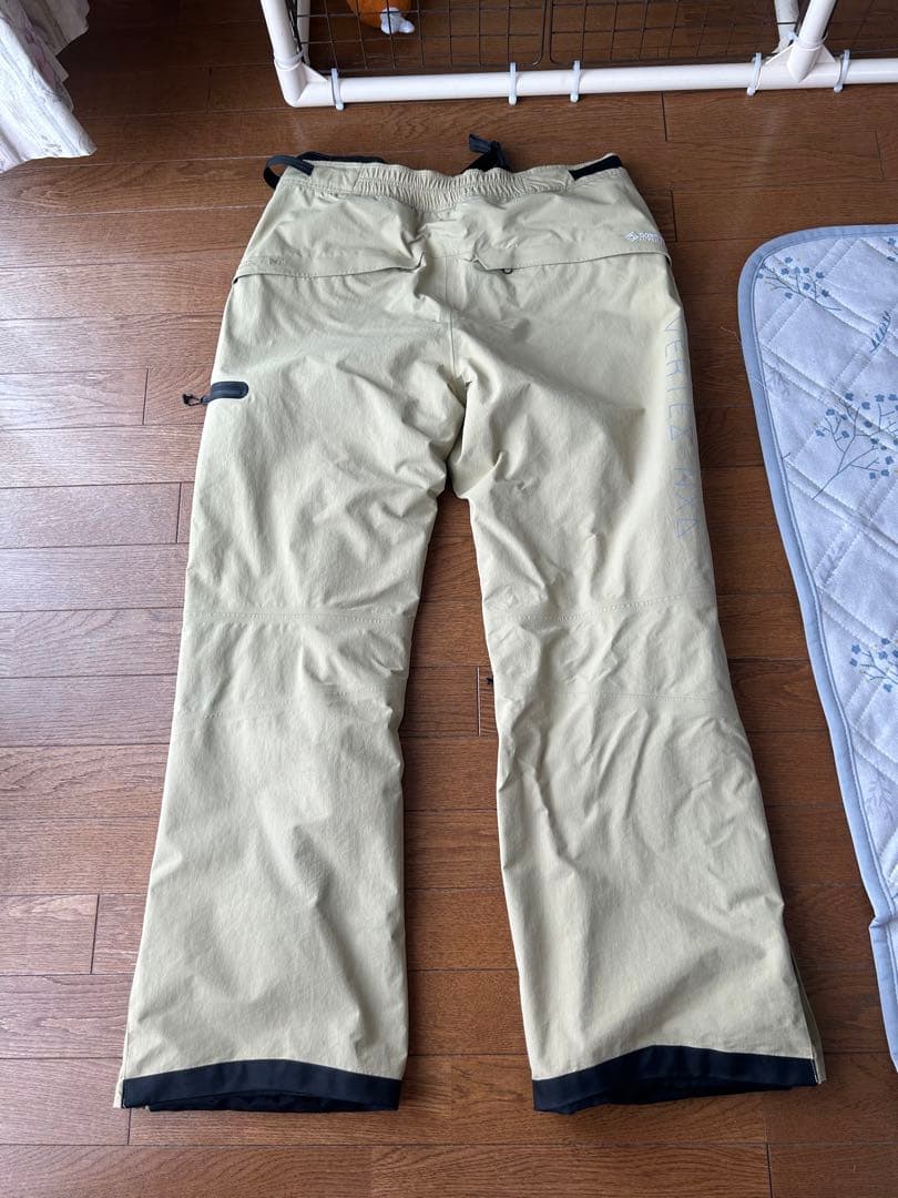 メ*イ様 値下げ!GORE-TEX DIMITO X MILLET PANTS