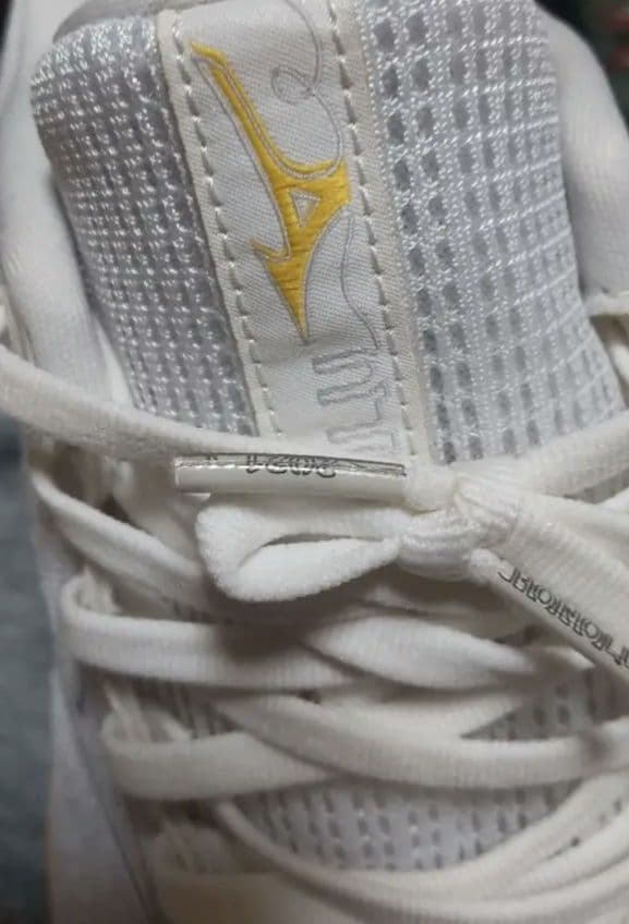 MizunoHonolulu限定ランニングシューズ ホワイト