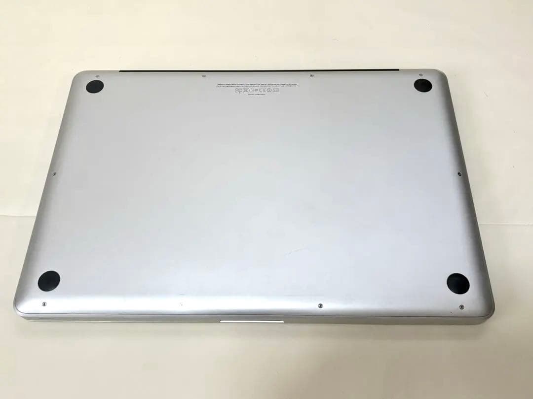 「ジャンク品」Apple MacBook Pro PC 15inch 充電器付き