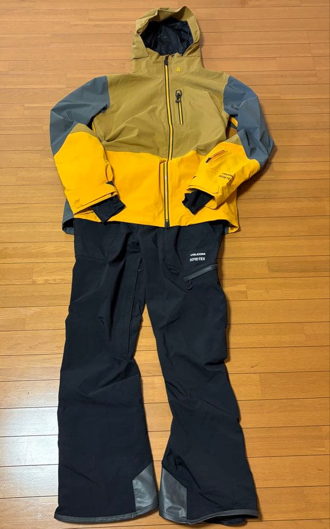 VOLCOM GORE-TEX スノーボードウェア 上下セット イエローブラック