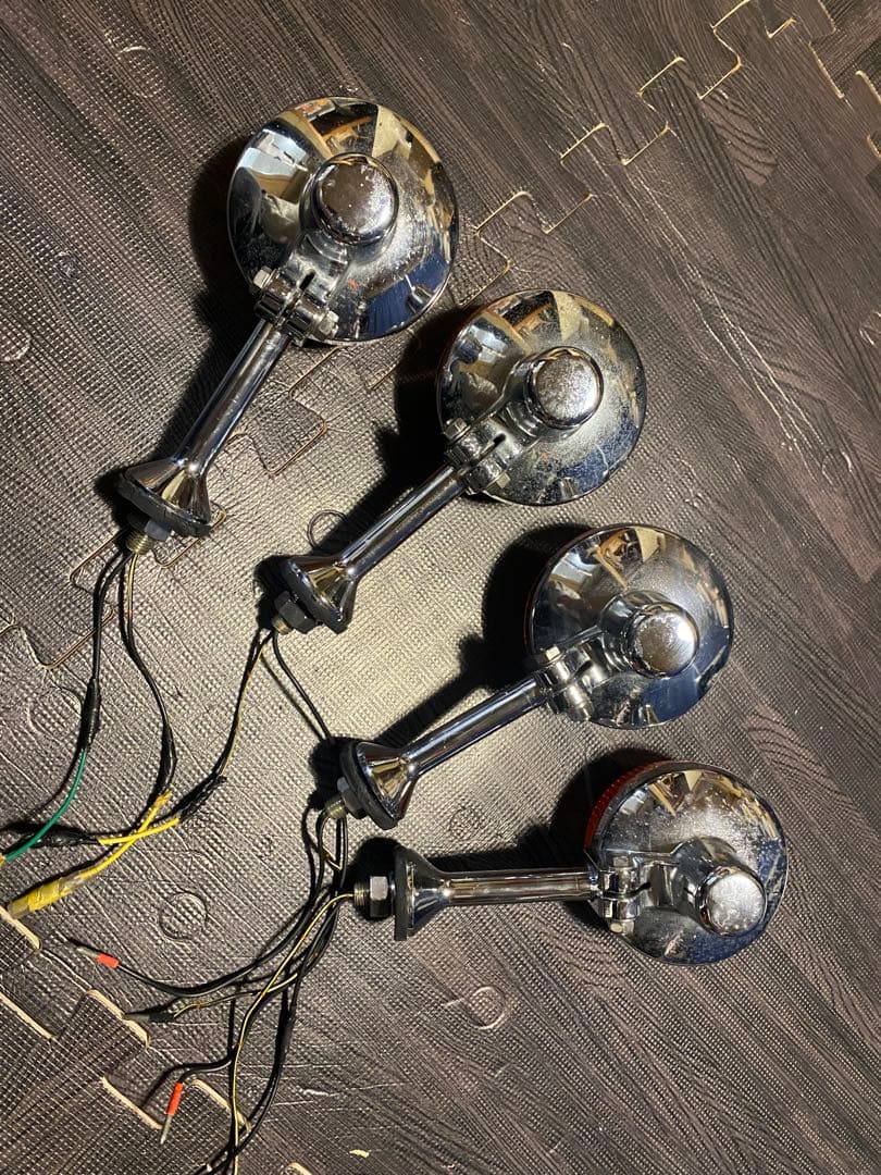 y*u様 廃盤　イナドメ　W1 ウィンカー　w650着用　※説明文必読