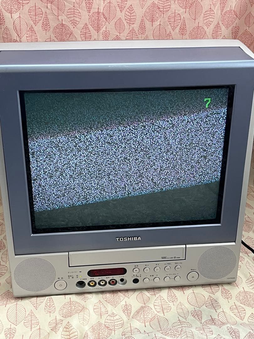 A*a様 TOSHIBA ブラウン管テレビ VHS内蔵 15VS500 動作確認