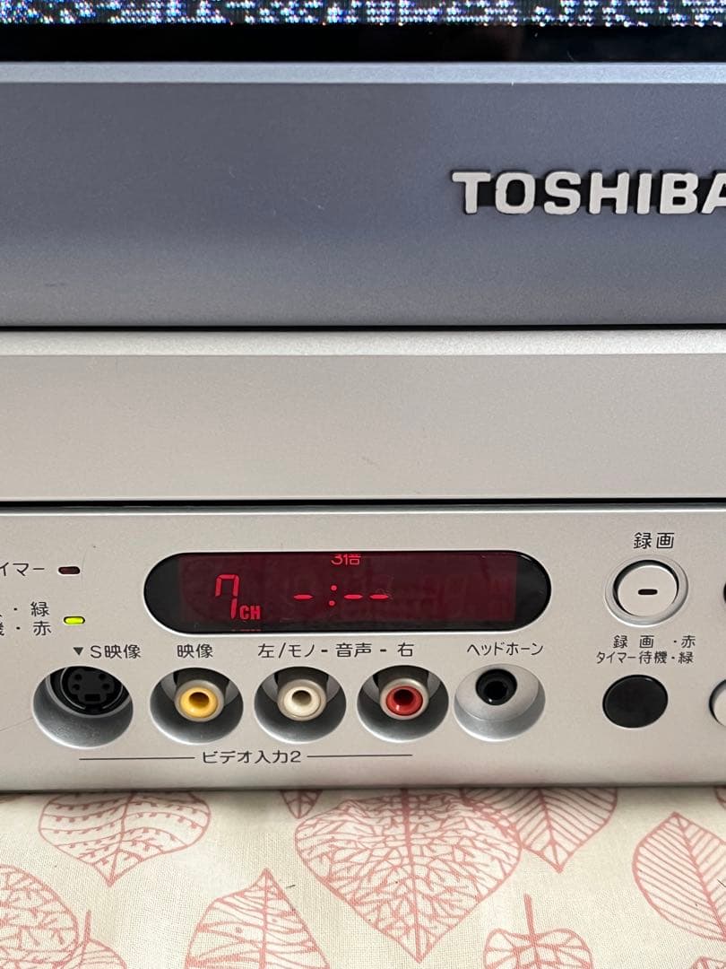 A*a様 TOSHIBA ブラウン管テレビ VHS内蔵 15VS500 動作確認