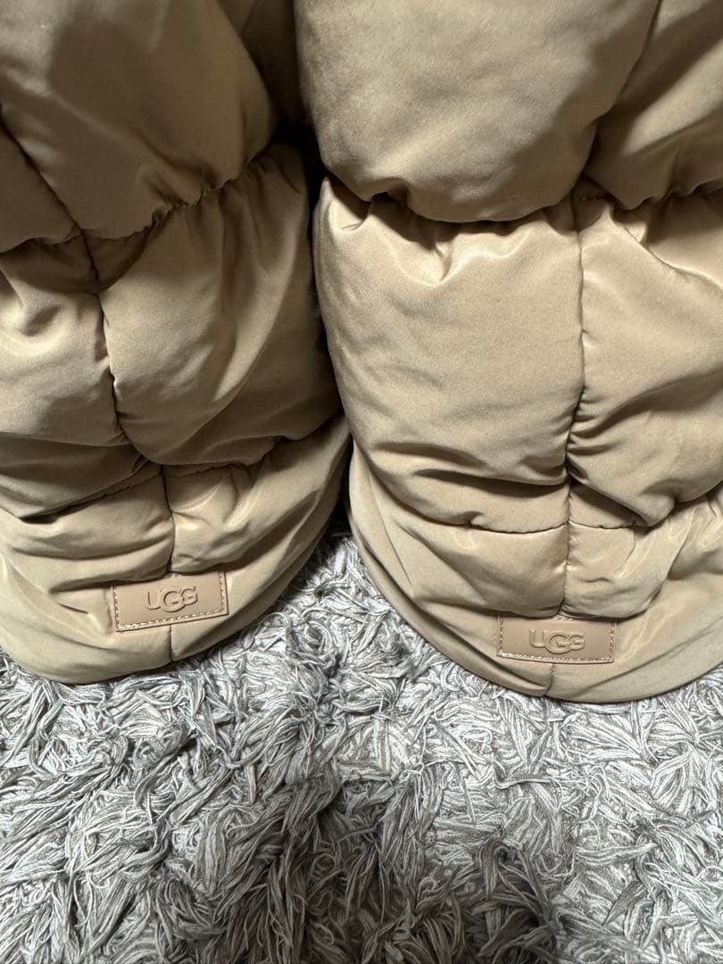 UGG レッグウォーマー ベージュ