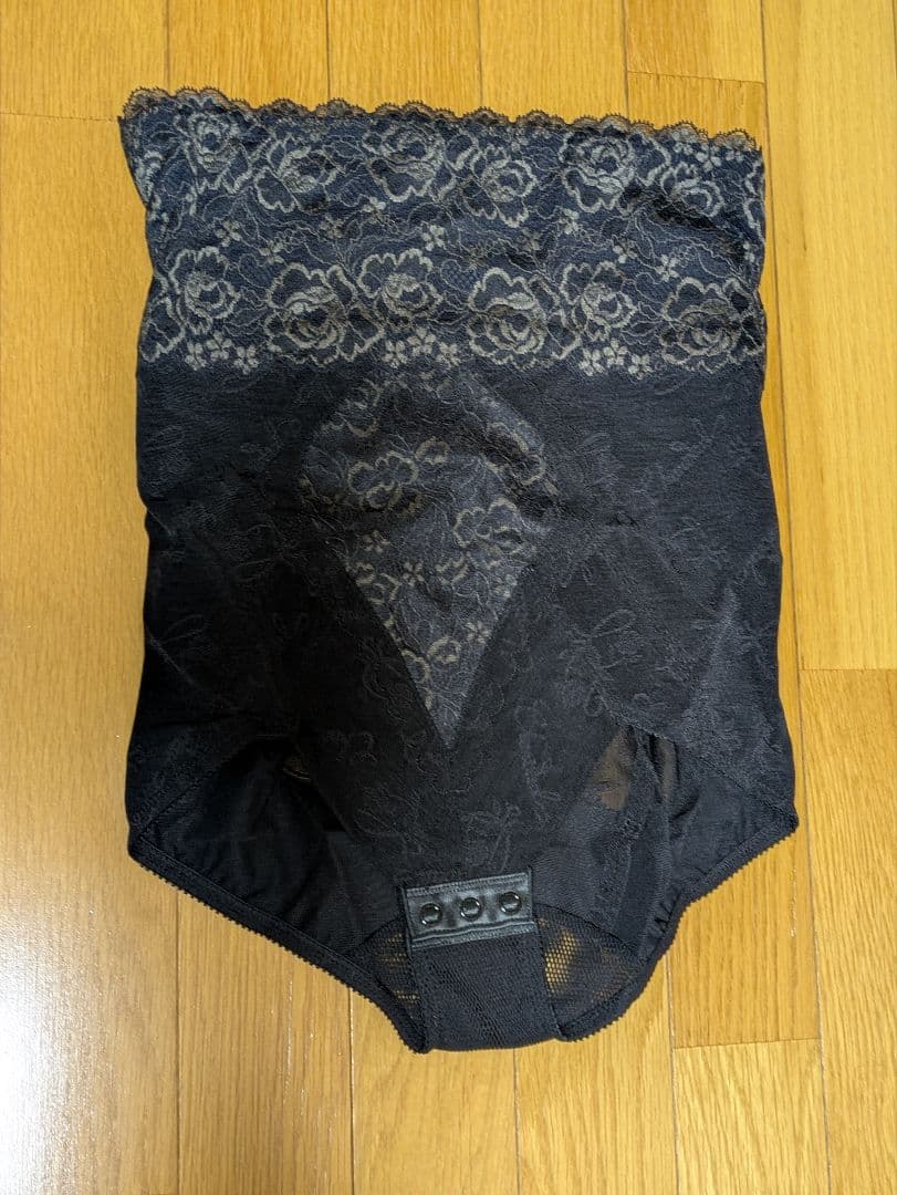 シャンデールハイウエストガードル2枚 76