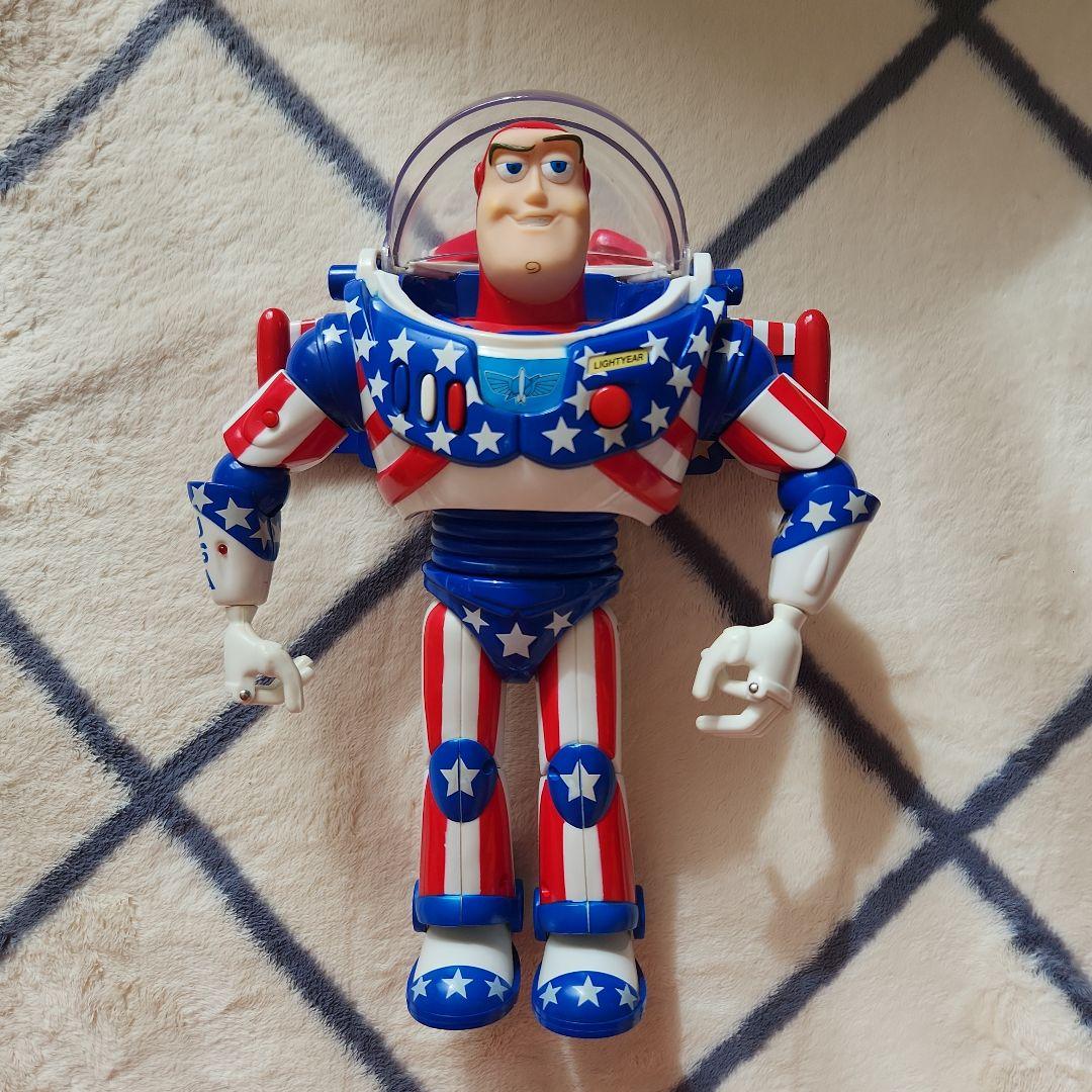 レア品 バズ・ライトイヤー USA 国旗デザイン フィギュア