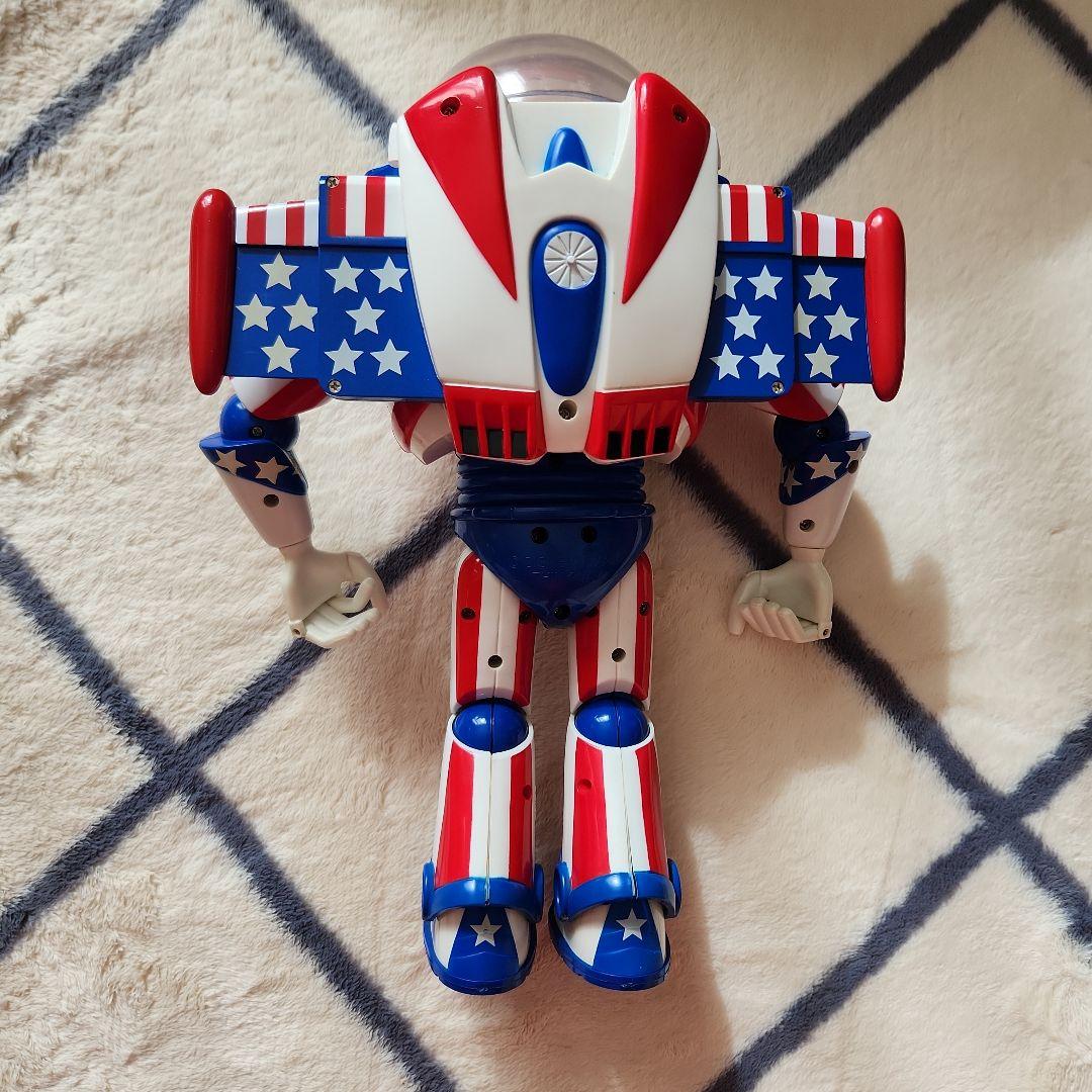 レア品 バズ・ライトイヤー USA 国旗デザイン フィギュア