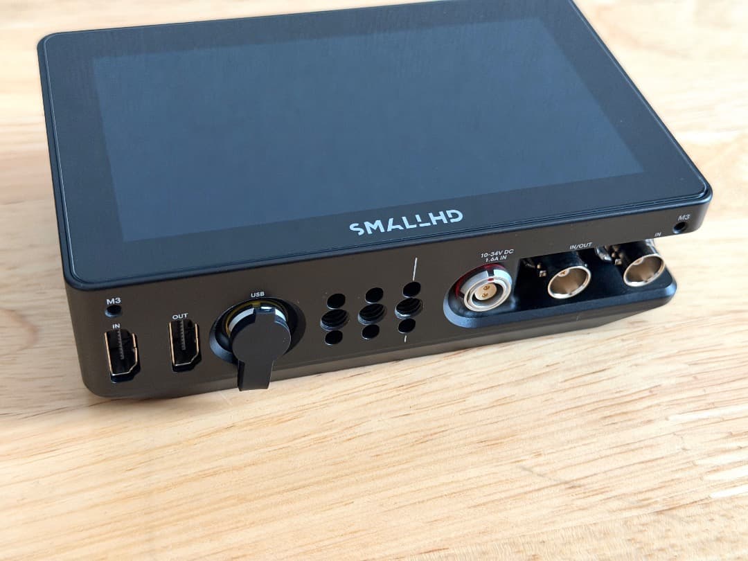 SMALLHD CINE 5 SDI HDMI フィールドモニター フード付き