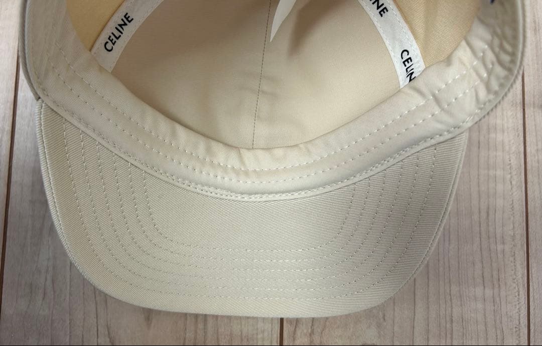 ※週末限定値下げ【正規品】セリーヌ ベースボールキャップ マカダミア【美品】
