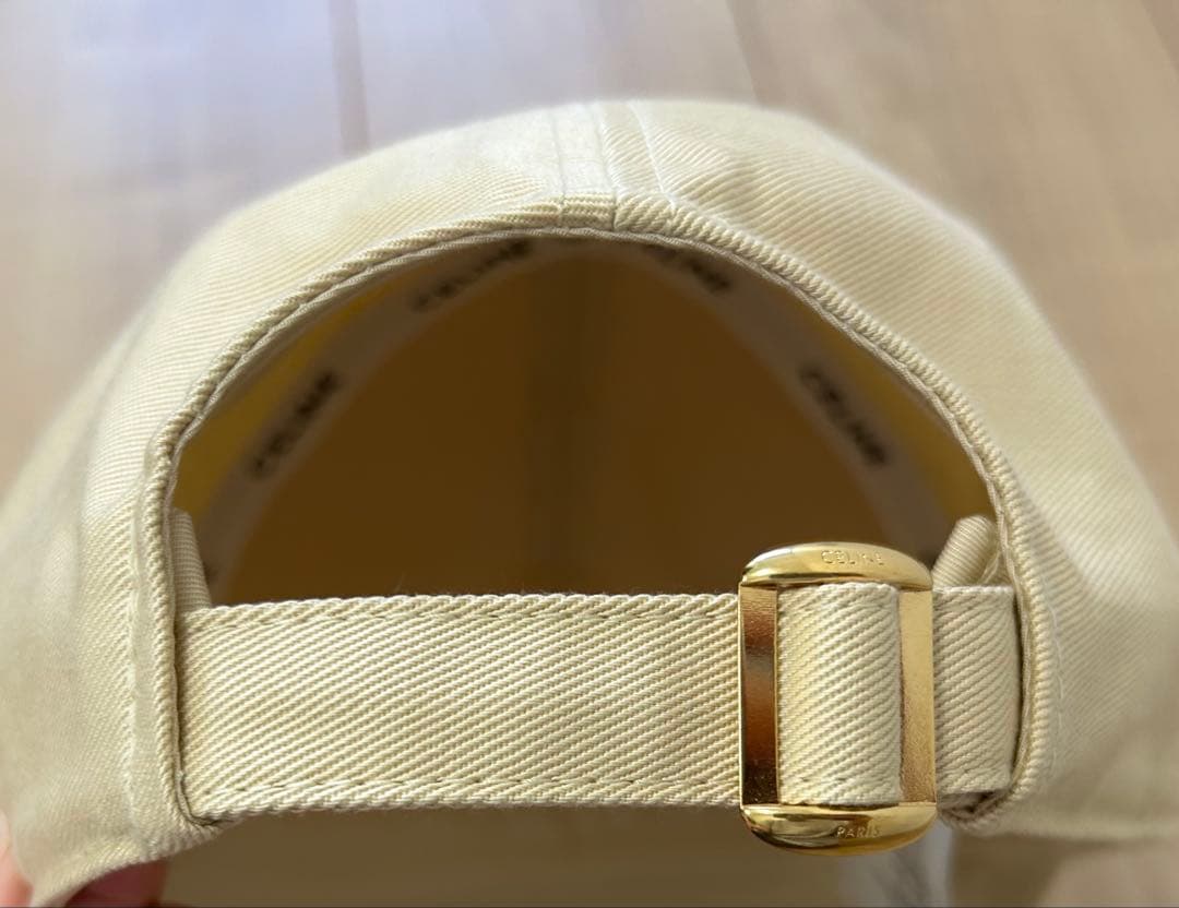 ※週末限定値下げ【正規品】セリーヌ ベースボールキャップ マカダミア【美品】