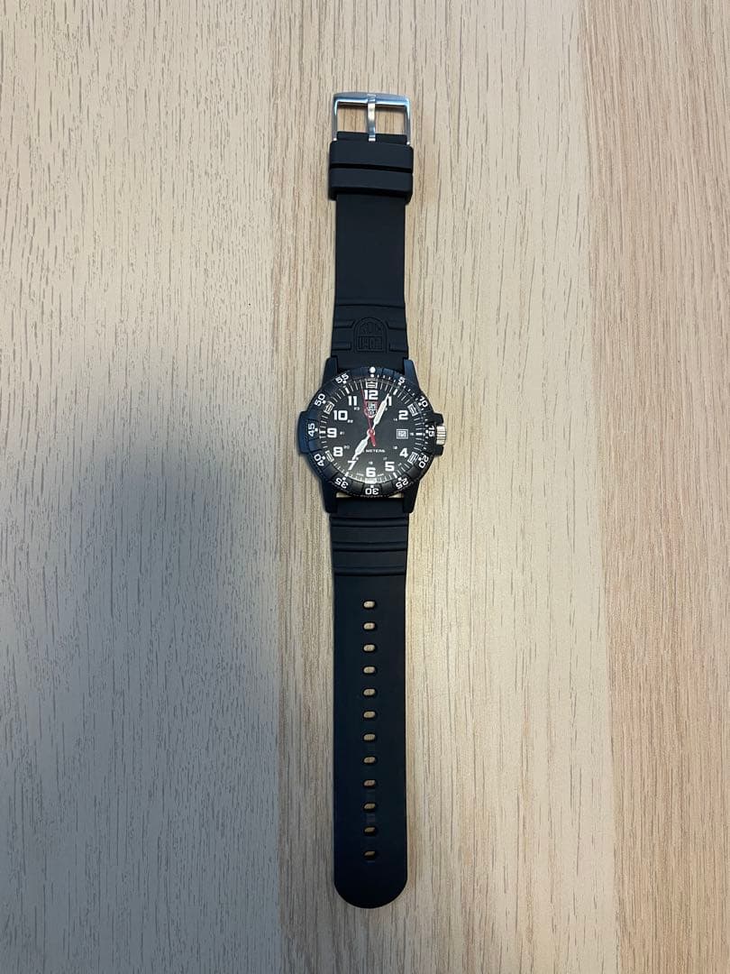 LUMINOX ブラック アナログ時計 ケース付き