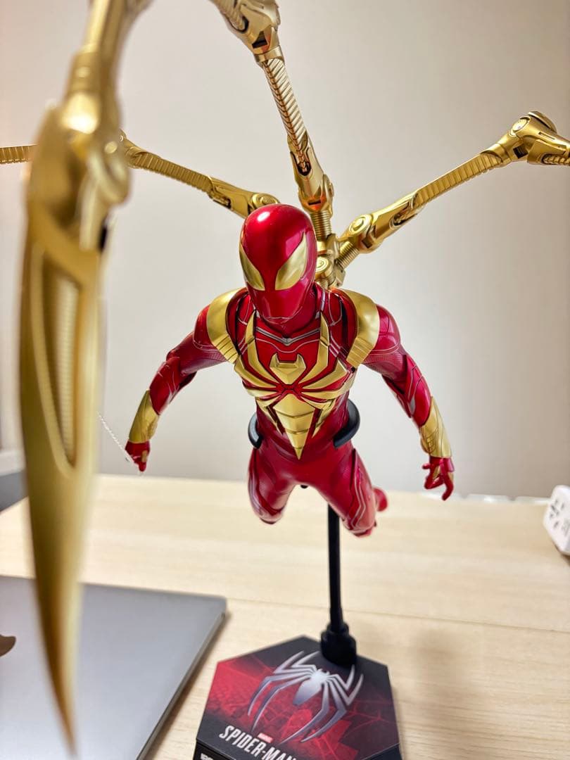 アメコミ Hottoys Ps4 iron spider armor 1/6
