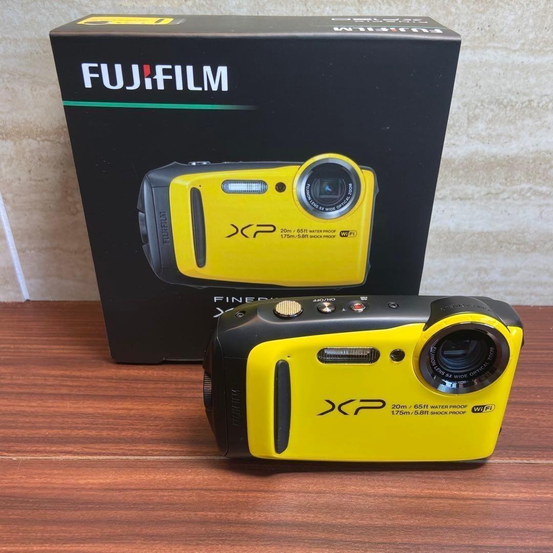 FUJI FILM FinePix XP120 デジカメ ほぼ新品 4277