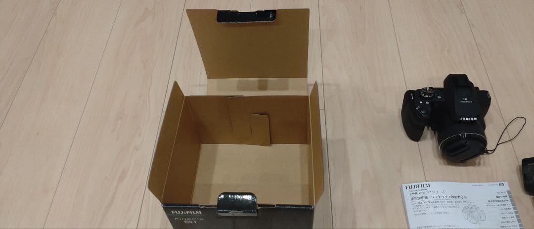 FUJIFILMフジフィルム FinePix S1 デジタルカメラ 元箱説明書付