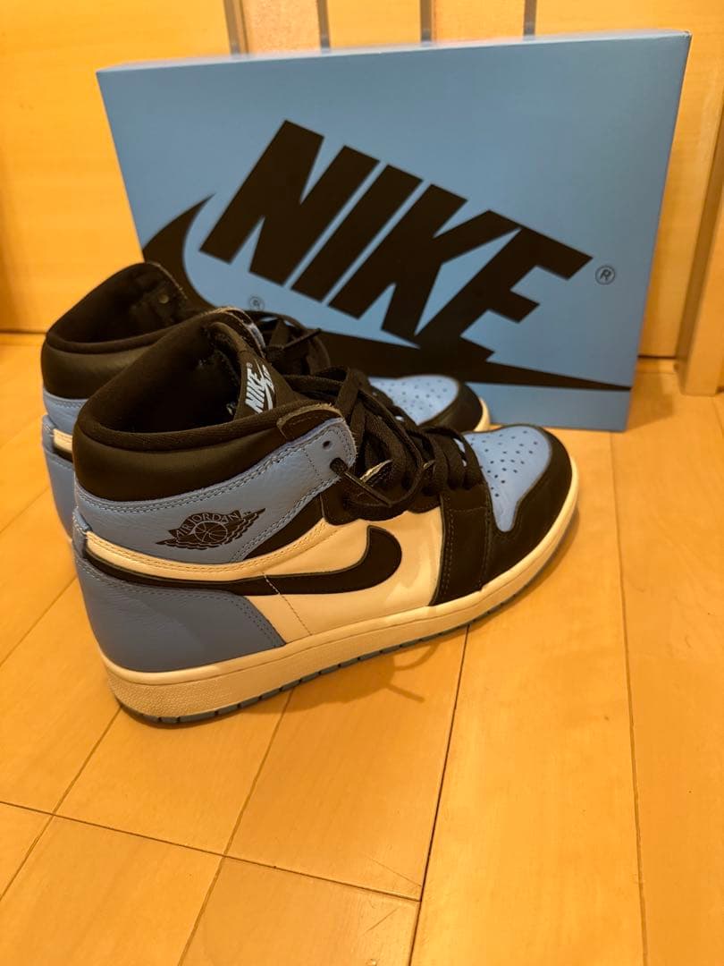 Nike Air Jordan 1 Retro ユニバーシティブルー