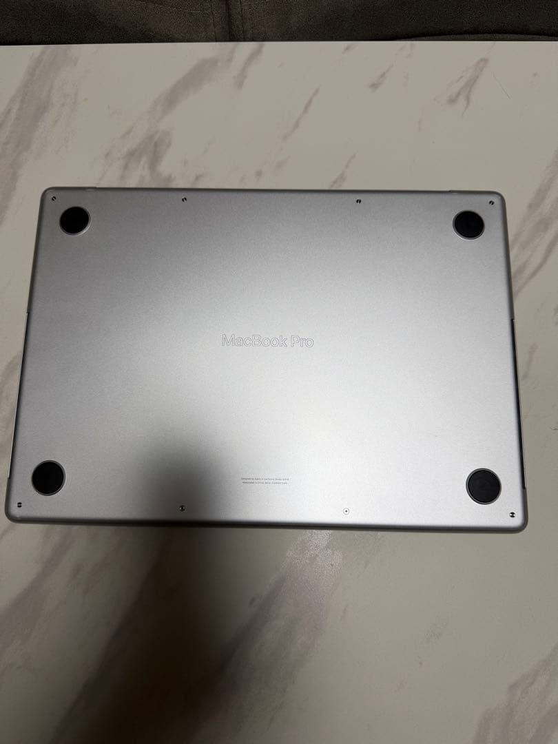 MacBook Pro M3 14インチ 2023 8GB 512GB