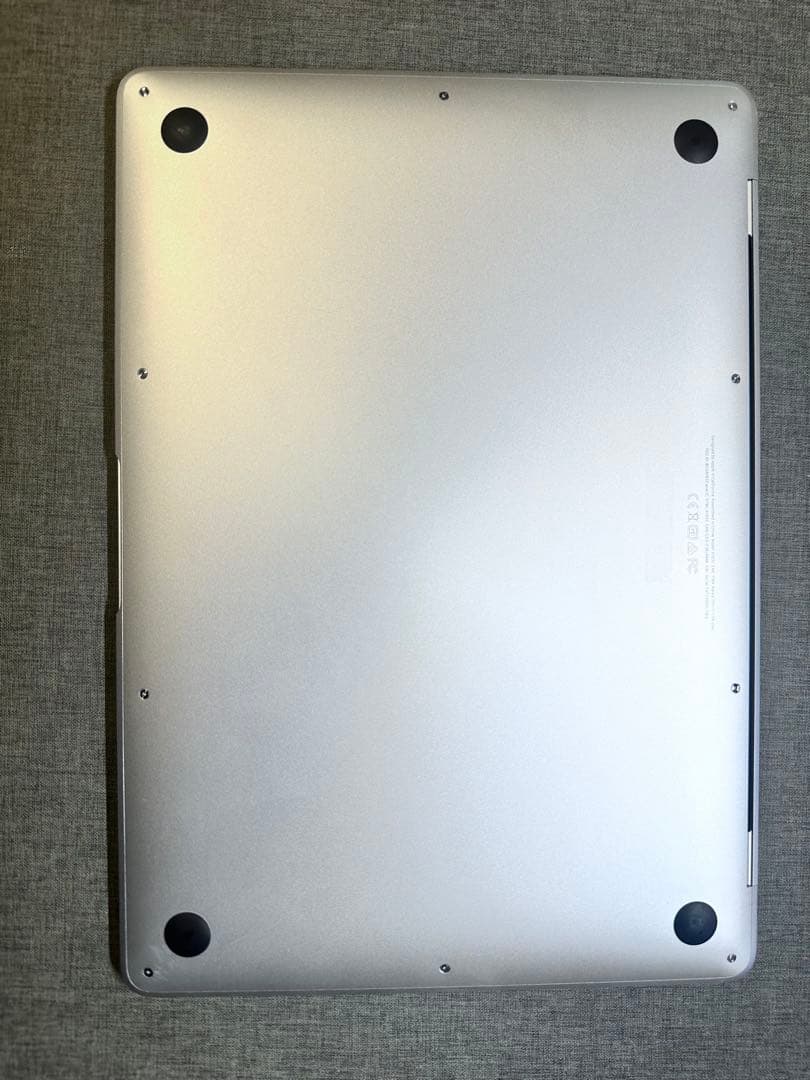 MacBook本体 MacBook air i5-8GB-256GB office