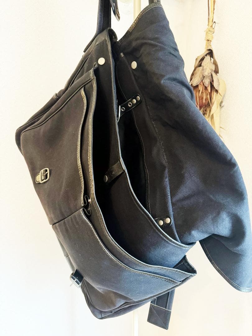 【レア】ウエストトワイスWASTETWIC メッセンジャーバッグ 本物