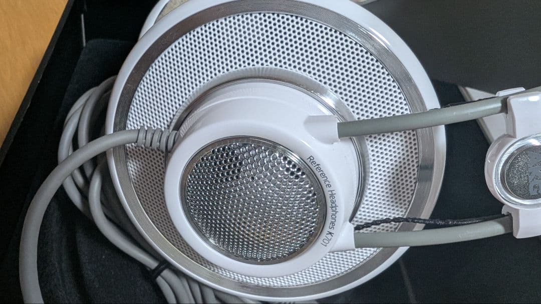 AKG K701 開放型ヘッドフォン