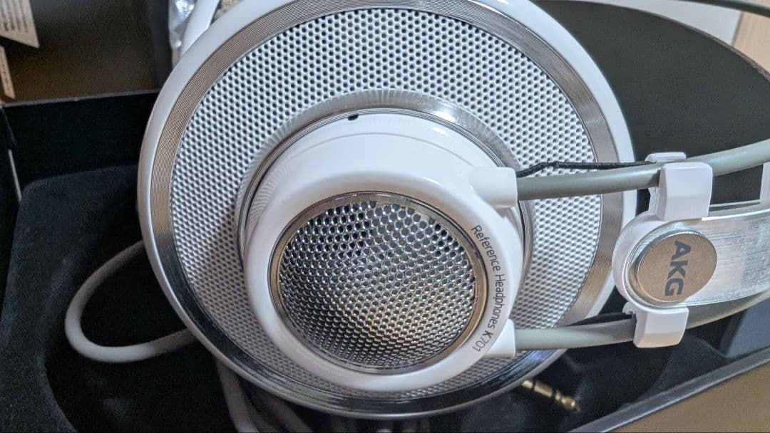 AKG K701 開放型ヘッドフォン