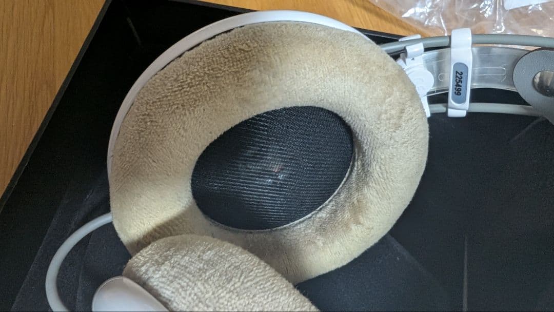 AKG K701 開放型ヘッドフォン