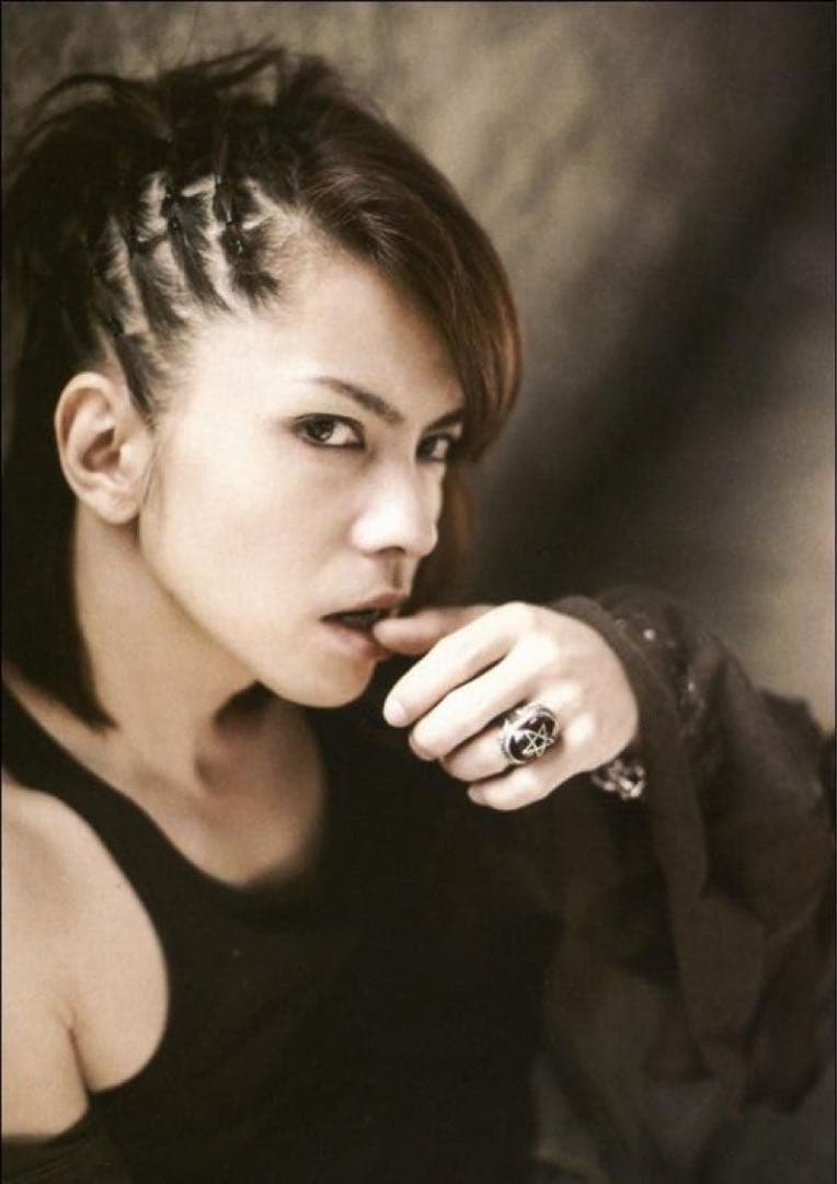 hyde着　アレックスストリーター エンジェルハート　リング13号