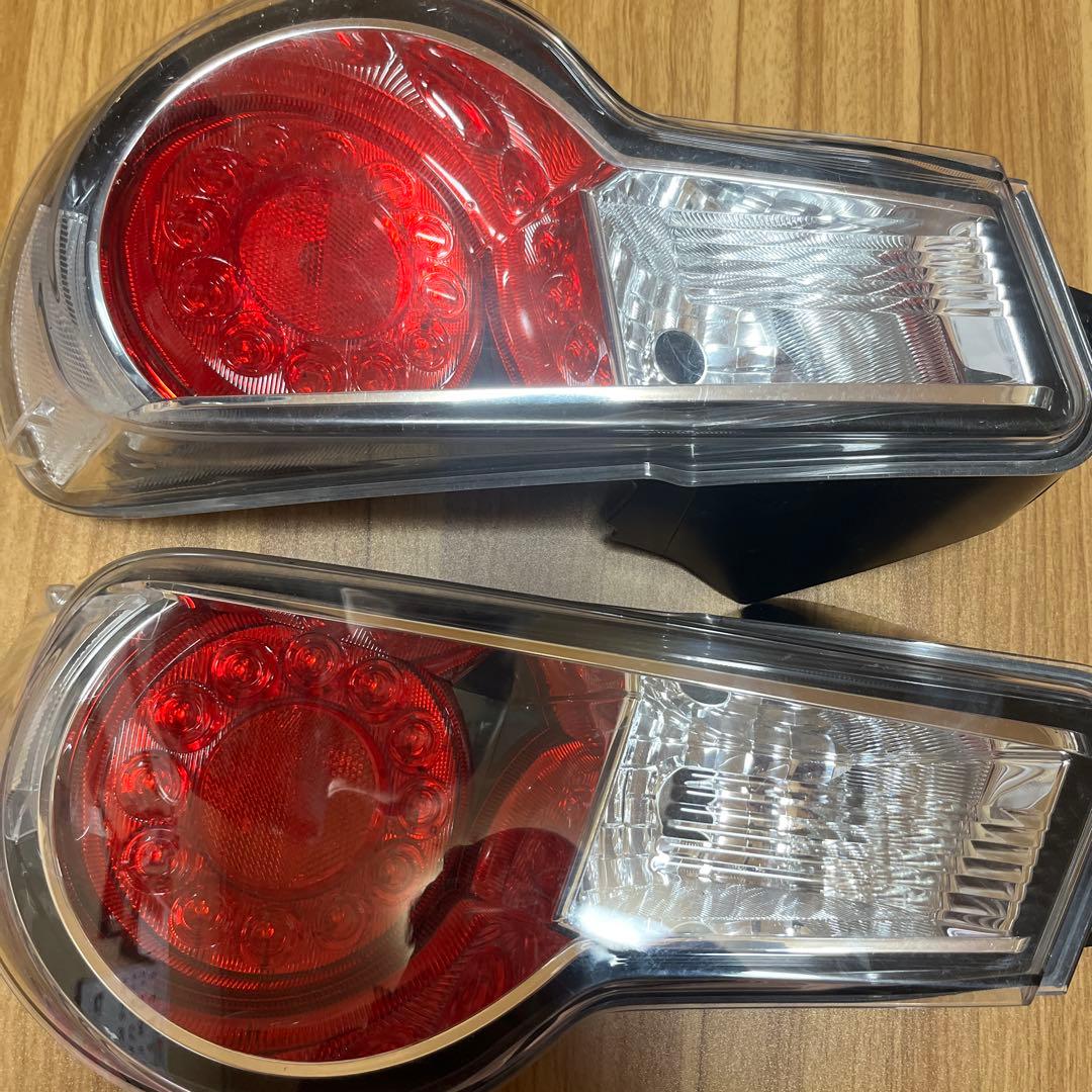 86テールライト 赤/クリア