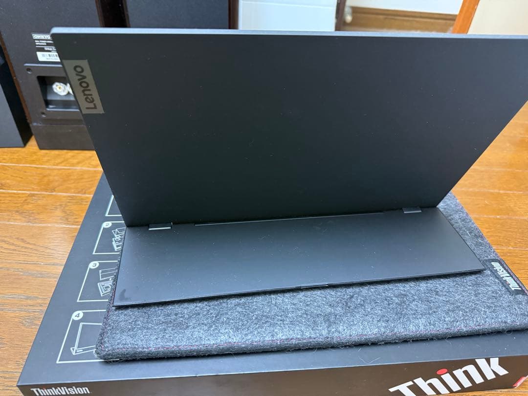 Lenovo ThinkVision M14 14インチ モニター 本体