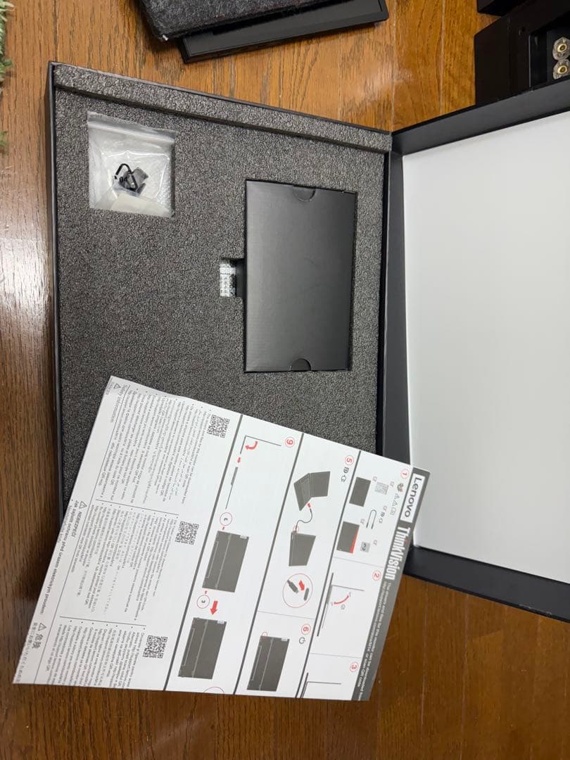 Lenovo ThinkVision M14 14インチ モニター 本体