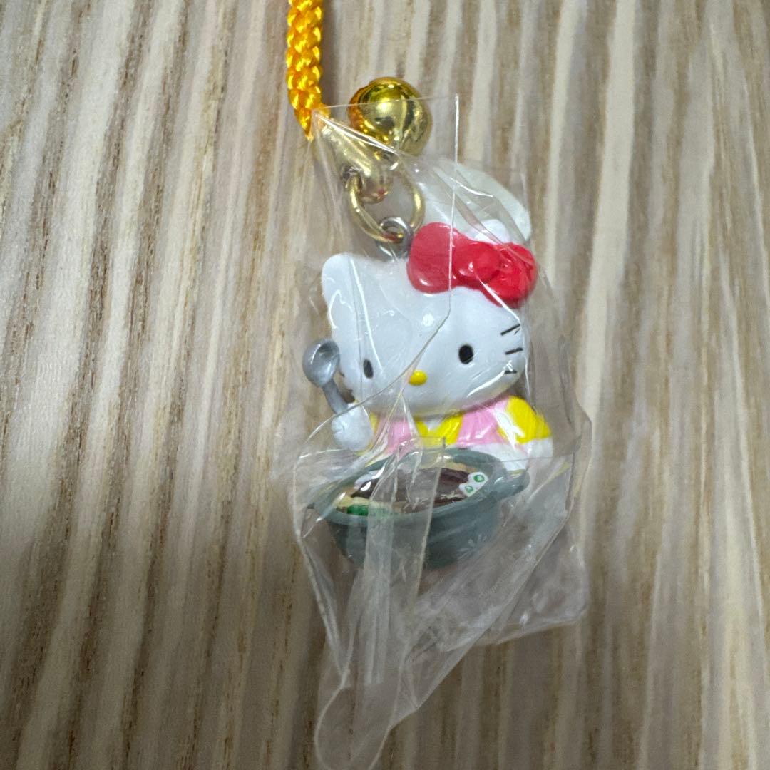 はろうきてぃ　レストラン　丼シリーズ　　　ストラップセット　新品