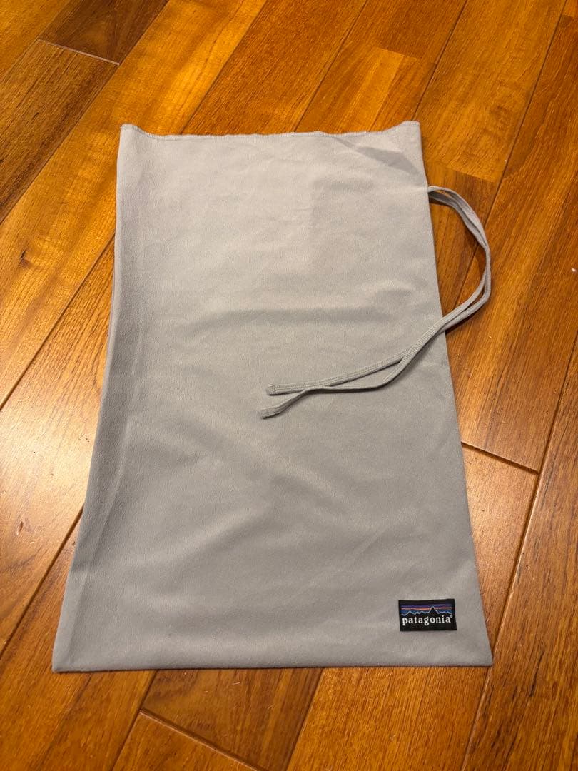 【未使用品】patagonia アトム・スリング 8L ブラック