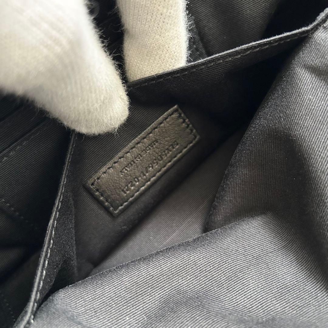 ■極美品■サンローラン　ボディバッグ　ラムスキン　ブラック　レザー　シティ