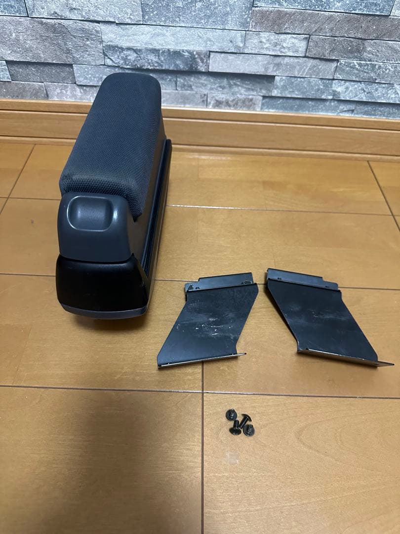 ダイハツDAIHATSU ミラジーノ　L700系 センターコンソールボックス