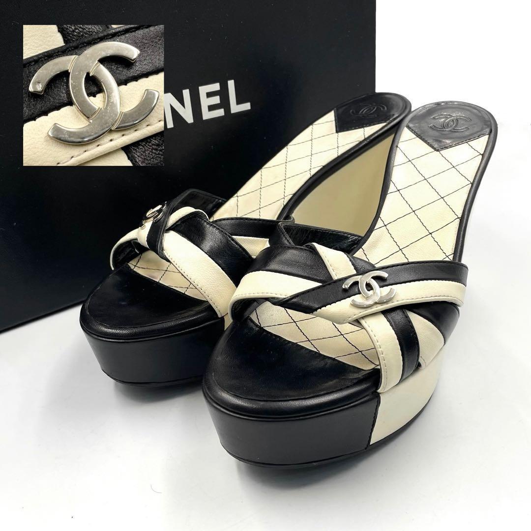 《超美品》シャネル 厚底 サンダル ココマーク マトラッセ バイカラー 白黒系