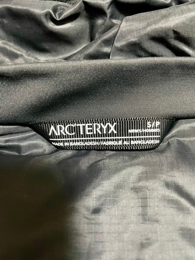 ARC'TERYX アークテリクス ATOMアトム Sサイズ